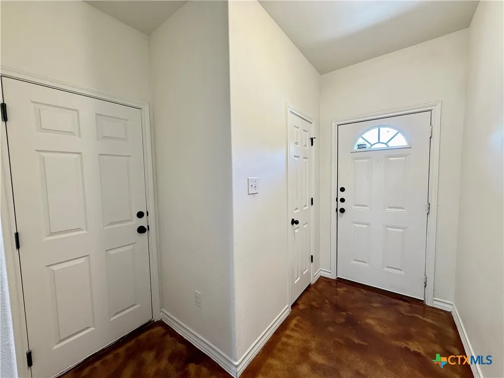 91 Plaza Drive #2 Universal City, TX 78148