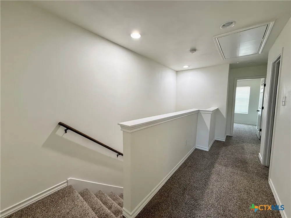 91 Plaza Drive #2 Universal City, TX 78148