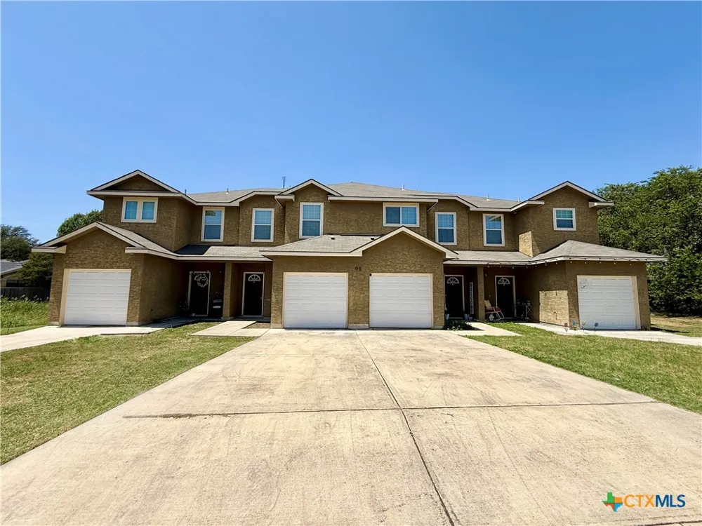 91 Plaza Drive #2 Universal City, TX 78148