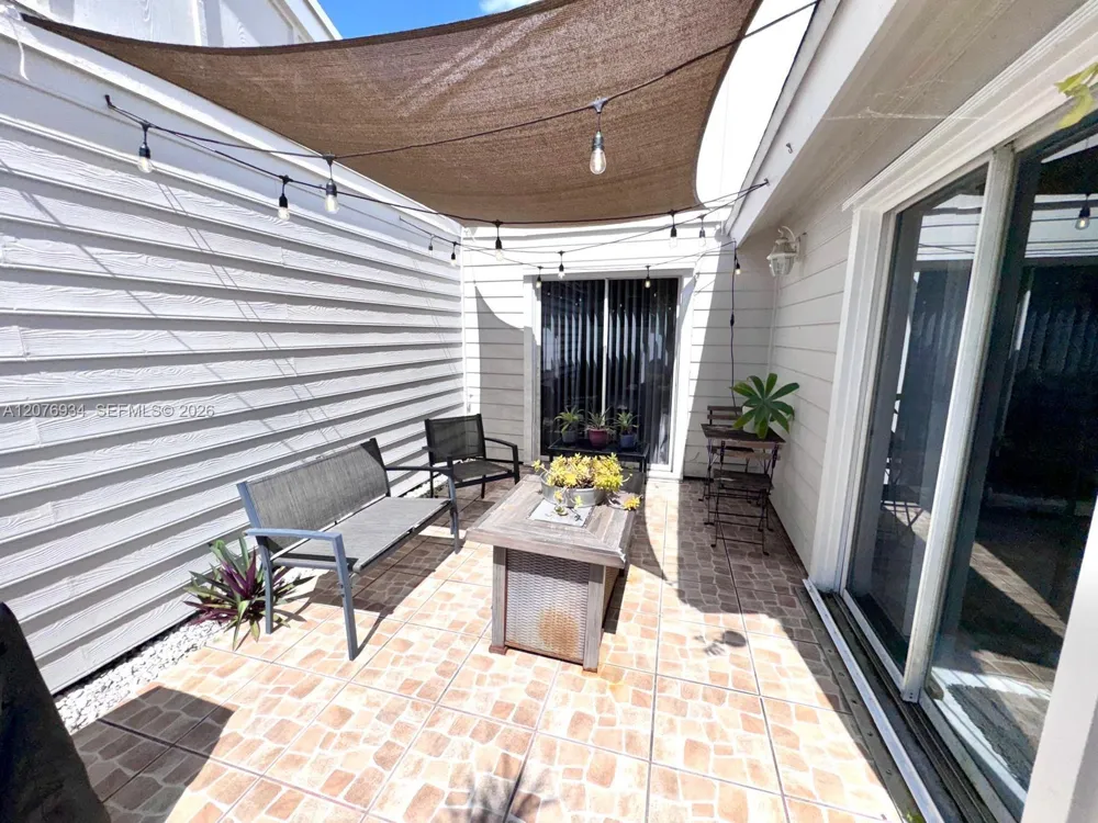 13700 SW 149th Cir Ln #4-60 Miami, FL 33186