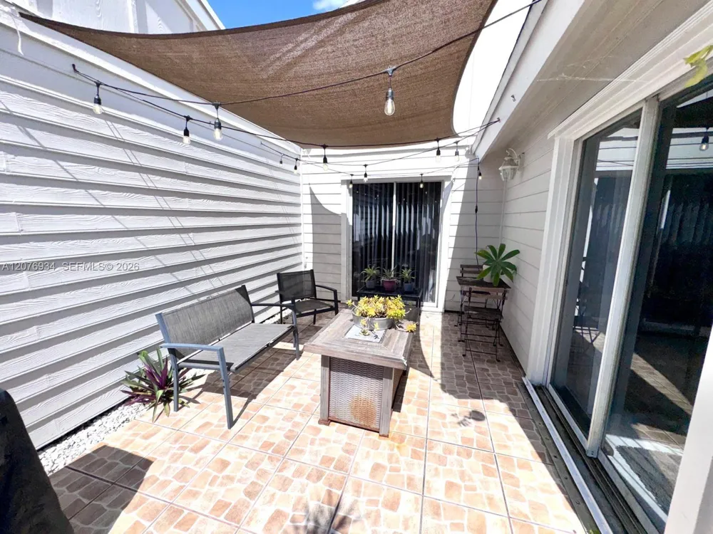 13700 SW 149th Cir Ln #4-60 Miami, FL 33186
