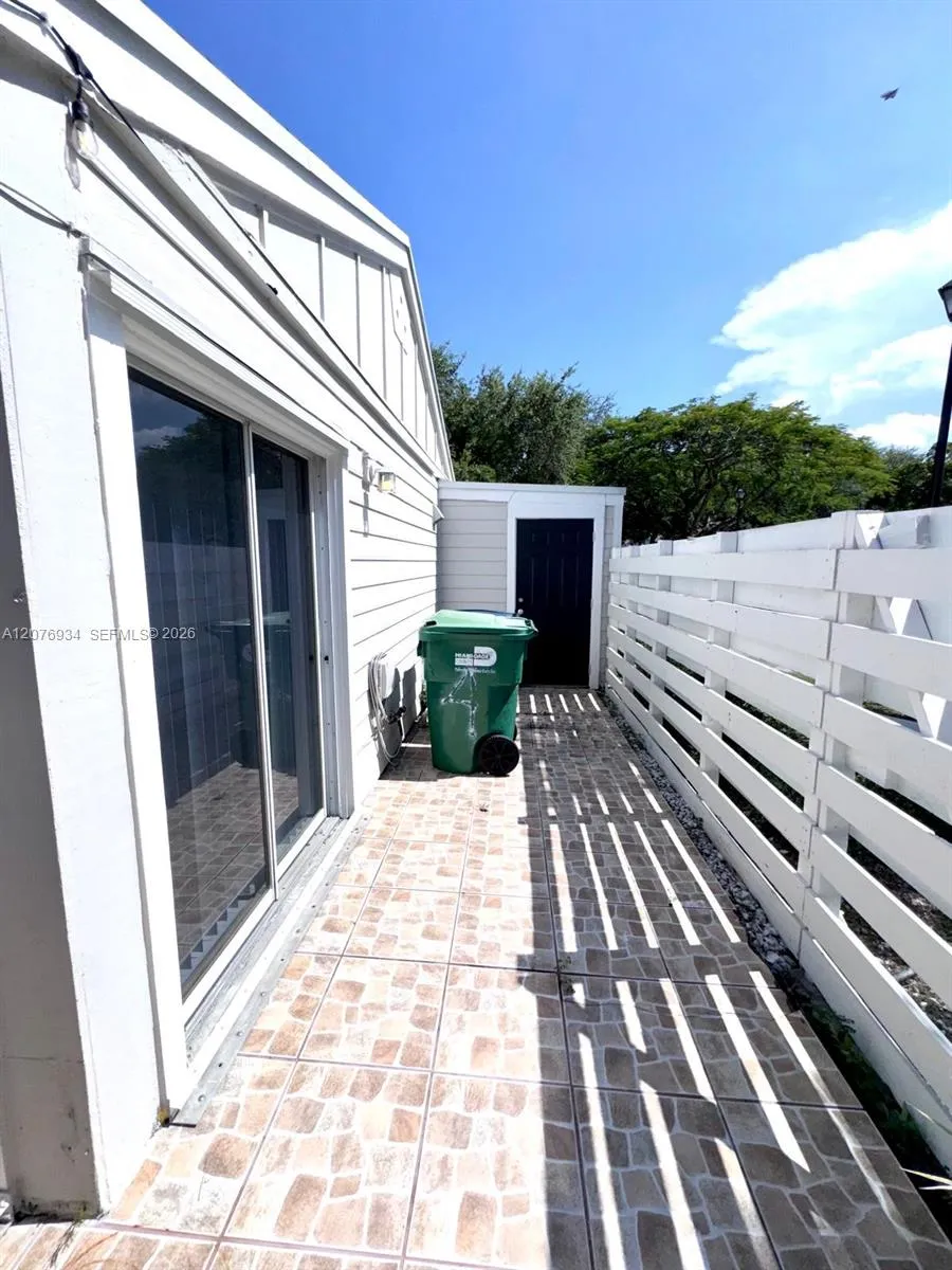 13700 SW 149th Cir Ln #4-60 Miami, FL 33186