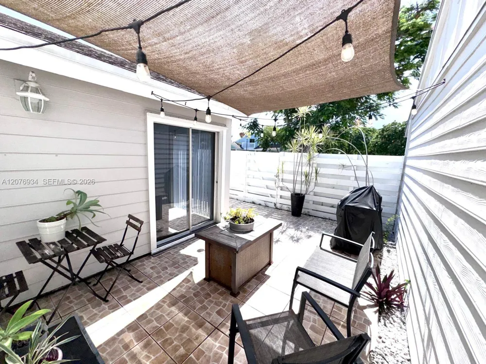 13700 SW 149th Cir Ln #4-60 Miami, FL 33186