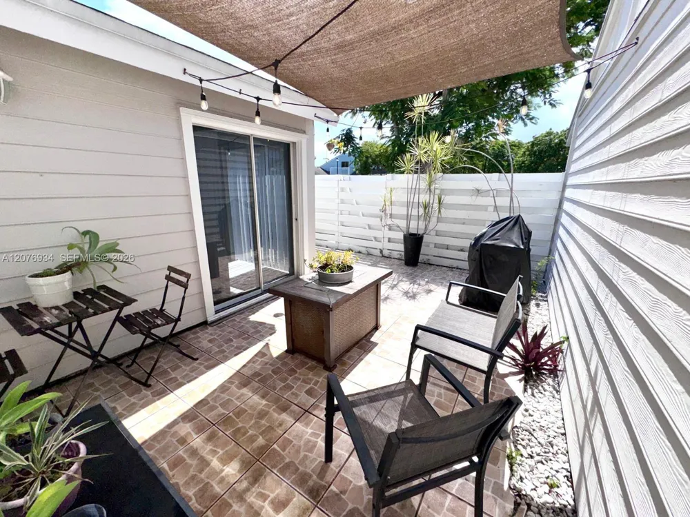 13700 SW 149th Cir Ln #4-60 Miami, FL 33186