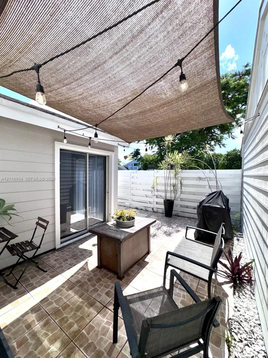 13700 SW 149th Cir Ln #4-60 Miami, FL 33186