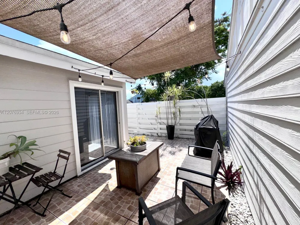 13700 SW 149th Cir Ln #4-60 Miami, FL 33186