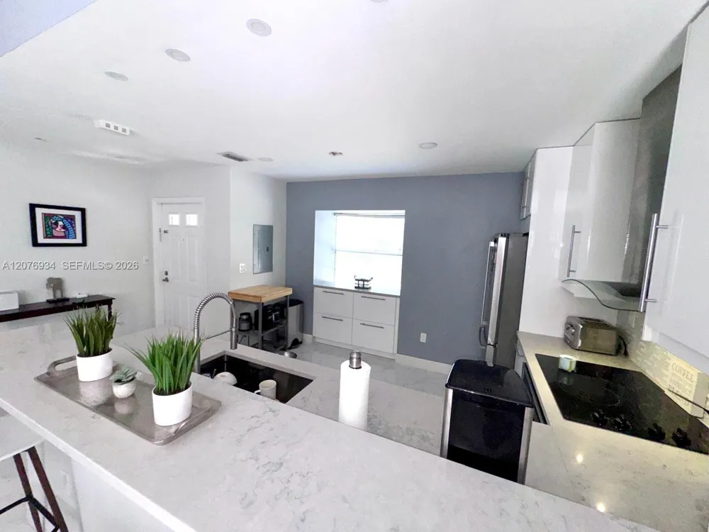 13700 SW 149th Cir Ln #4-60 Miami, FL 33186