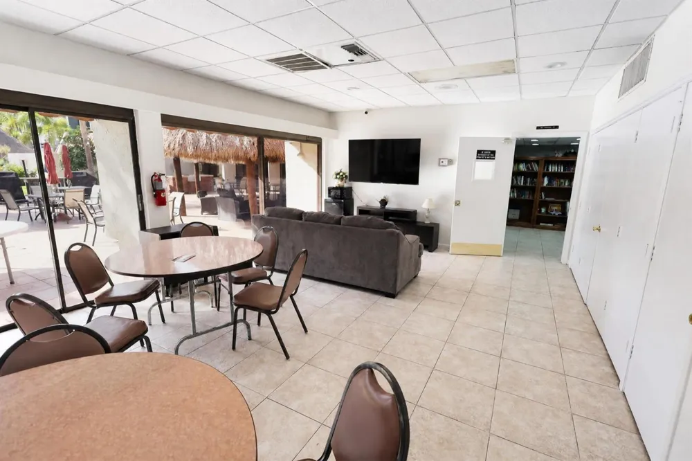 777 S Federal Highway #RP403 Pompano Beach, FL 33062