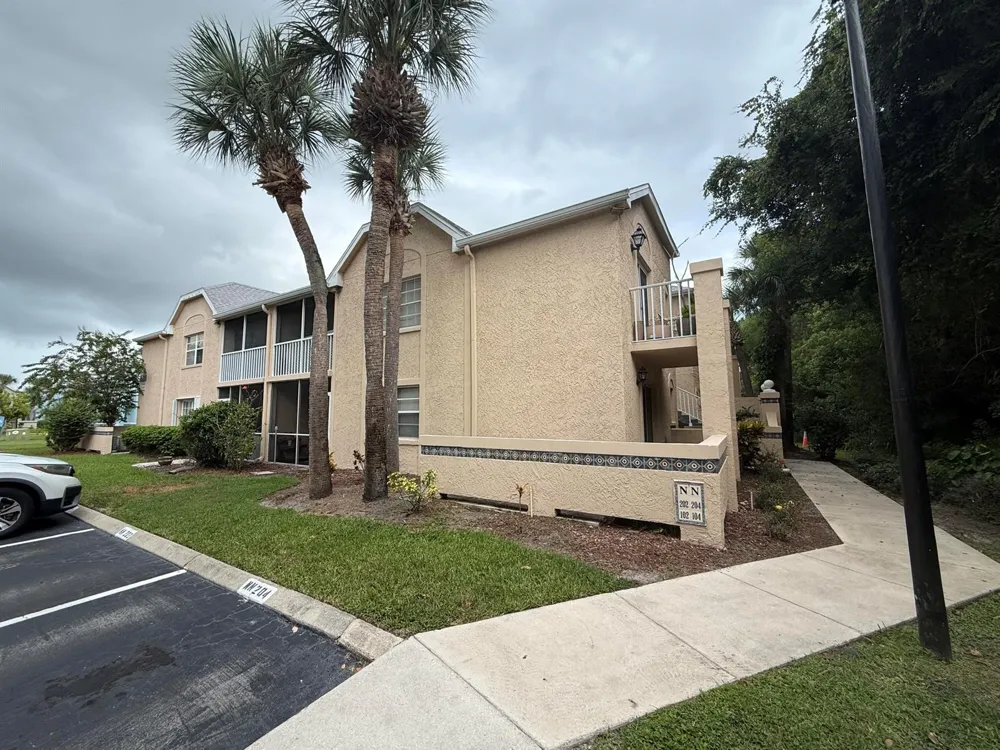 1673 SE GREEN ACRES CIRCLE #NN204 Port St. Lucie, FL 34952