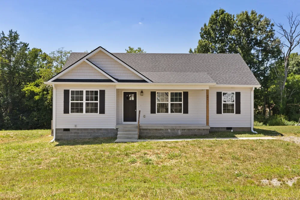 195 Southview Dr Lewisburg, TN 37091