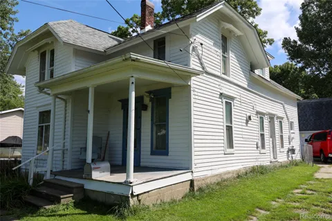 208 Baird Street