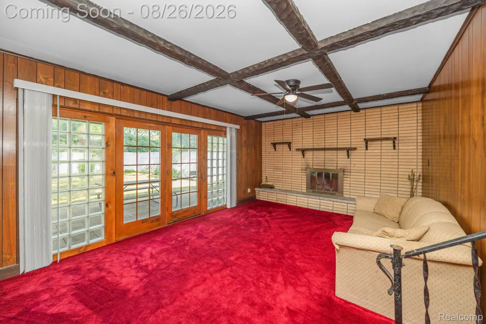 9137 Columbia Redford Charter Township, MI 48239