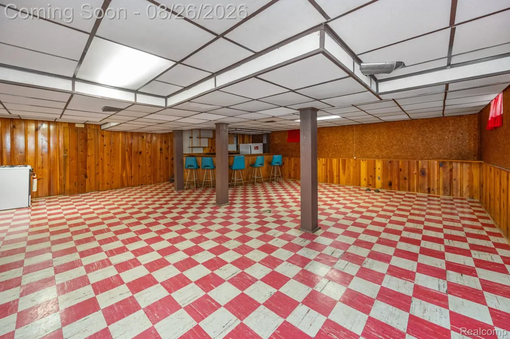 9137 Columbia Redford Charter Township, MI 48239