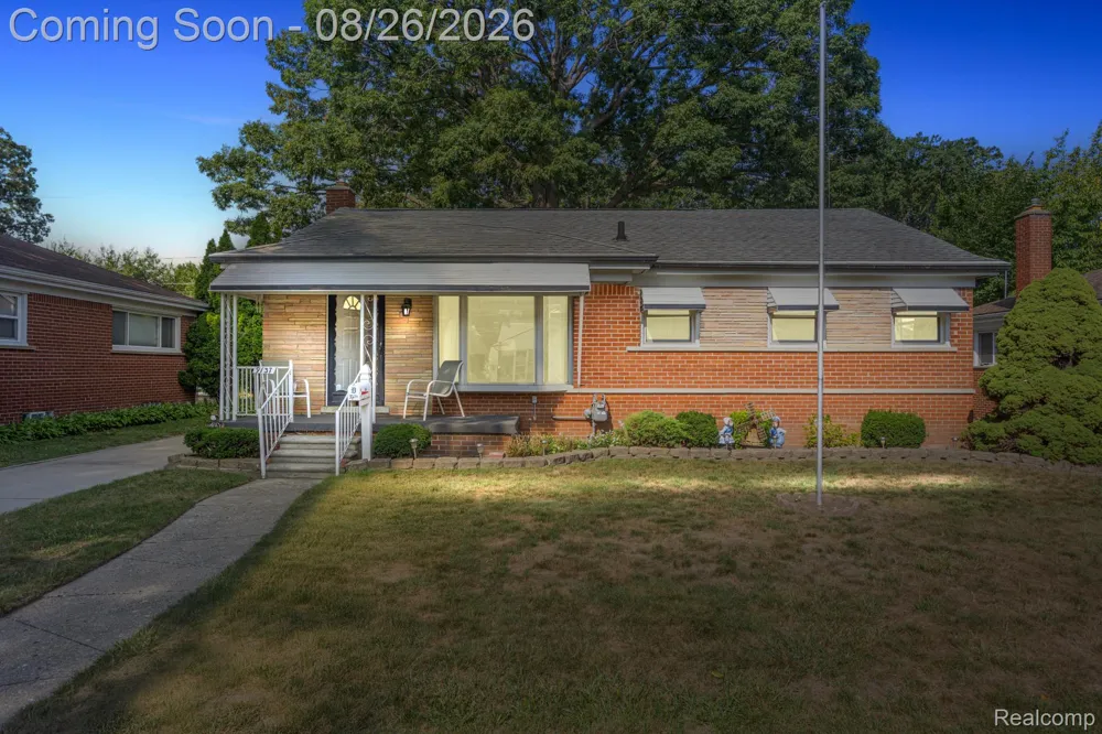 9137 Columbia Redford Charter Township, MI 48239