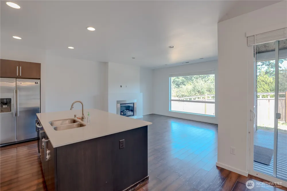27128 106th Avenue SE Kent, WA 98030