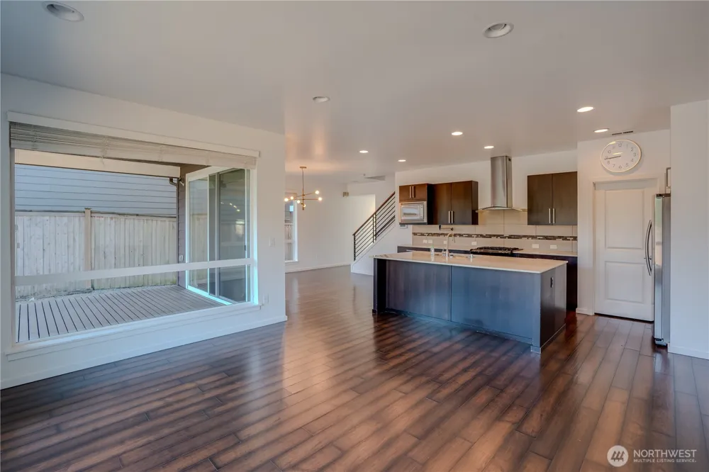 27128 106th Avenue SE Kent, WA 98030