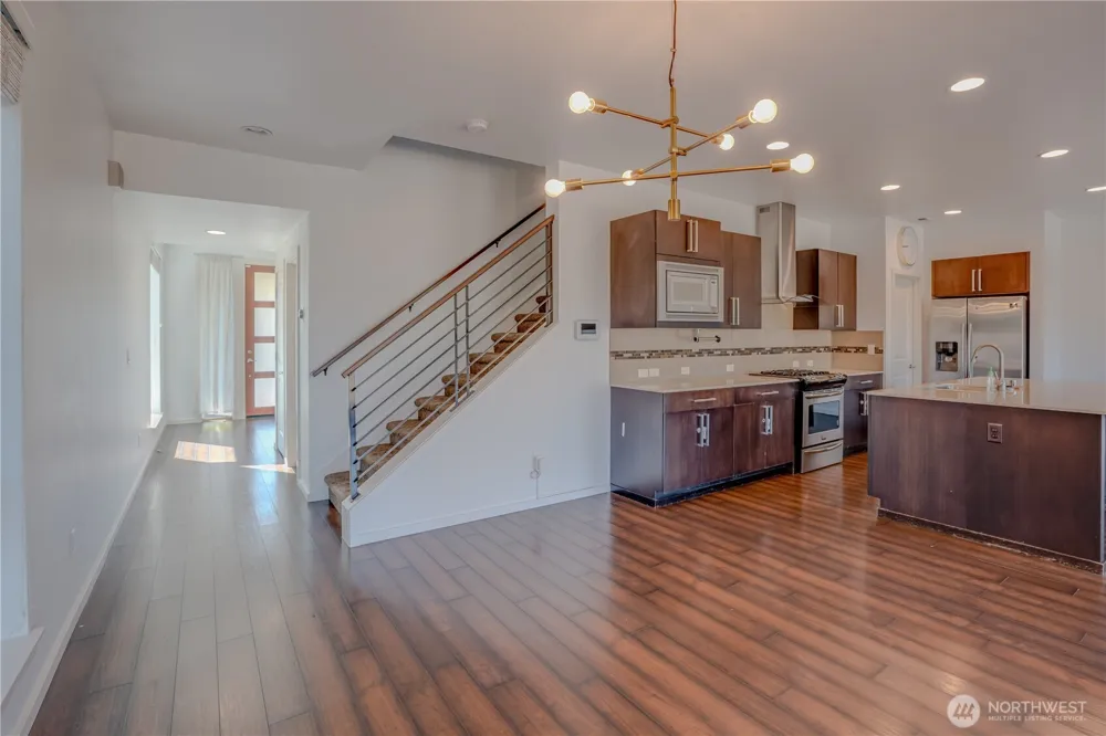 27128 106th Avenue SE Kent, WA 98030