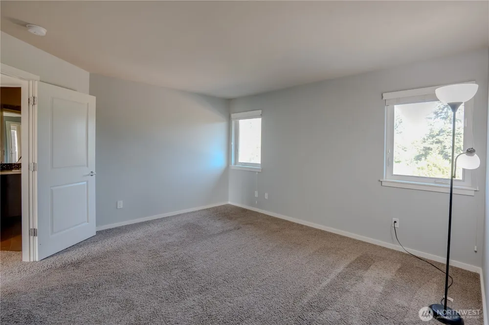 27128 106th Avenue SE Kent, WA 98030