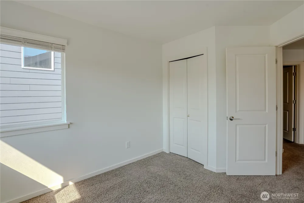 27128 106th Avenue SE Kent, WA 98030