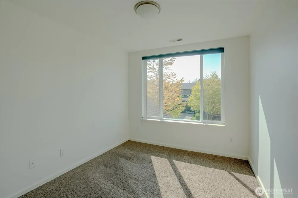 27128 106th Avenue SE Kent, WA 98030