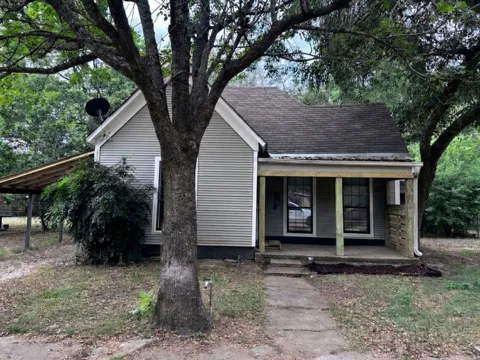 328 E High Street