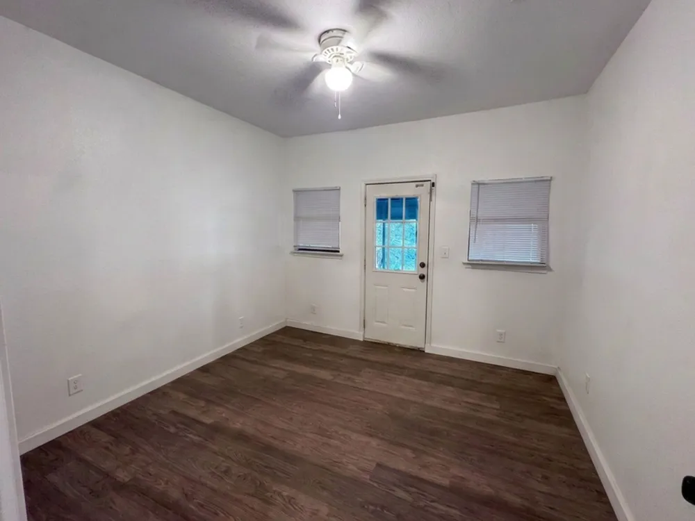 328 E High Street Wills Point, TX 75169