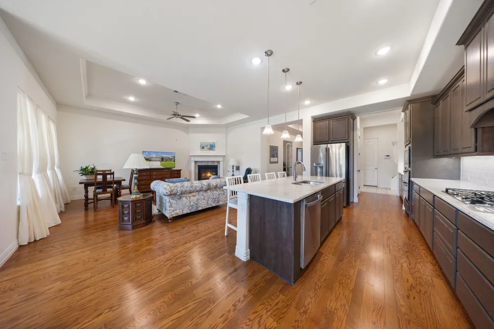 918 Capella Lane Mansfield, TX 76063