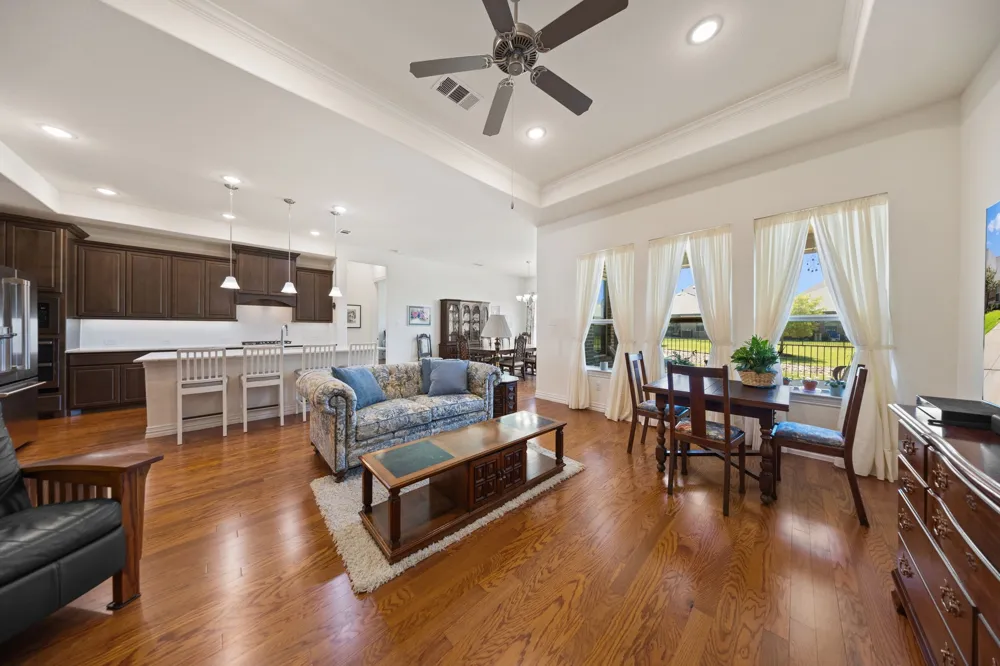 918 Capella Lane Mansfield, TX 76063