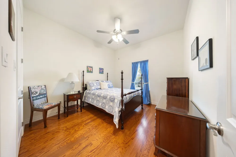 918 Capella Lane Mansfield, TX 76063