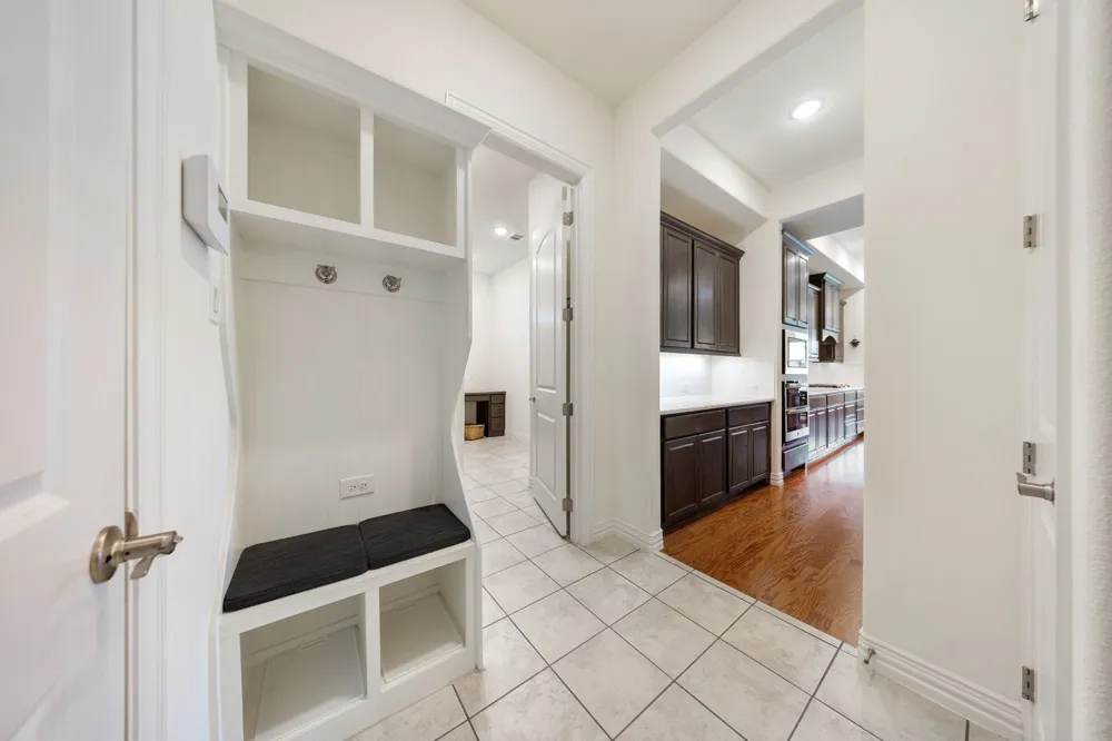 918 Capella Lane Mansfield, TX 76063
