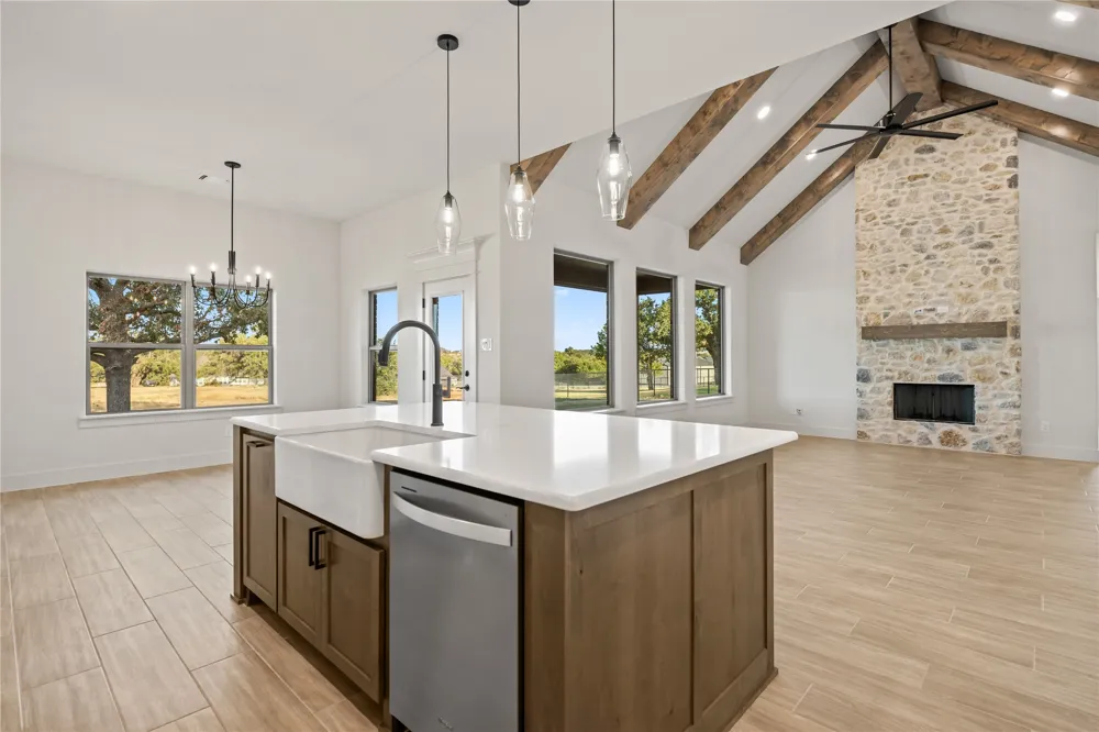 7004 Ranch View Place Springtown, TX 76082
