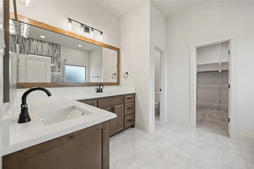 7004 Ranch View Place Springtown, TX 76082