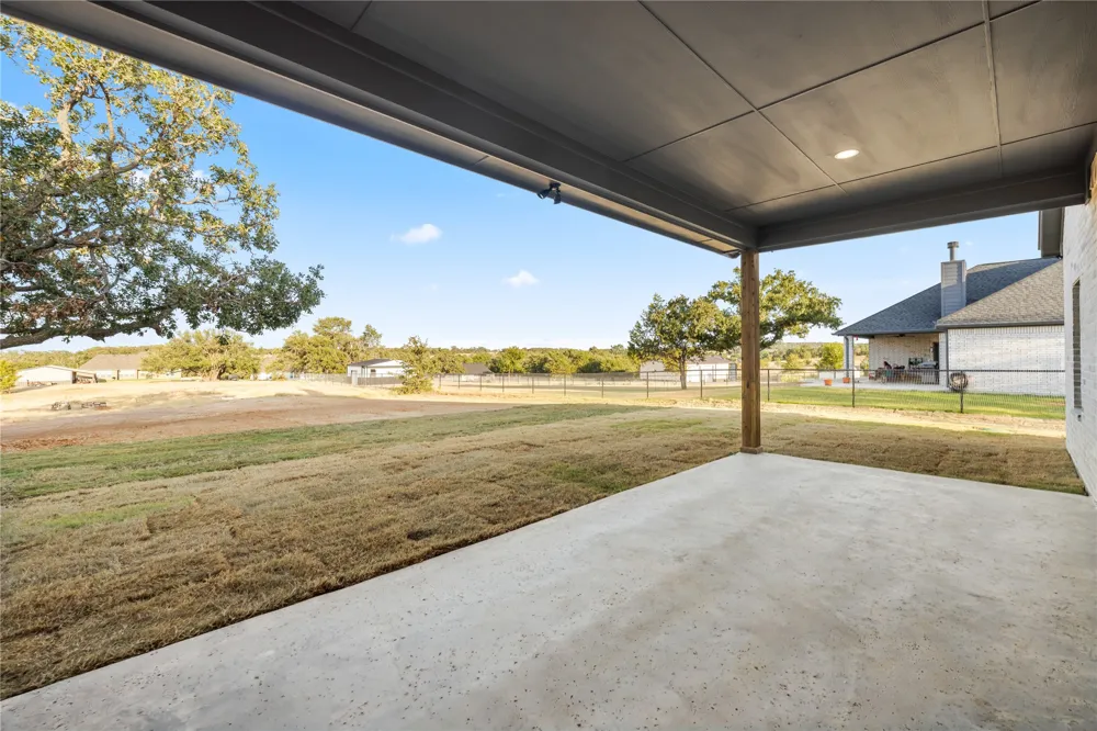 7004 Ranch View Place Springtown, TX 76082