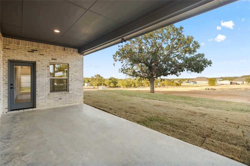 7004 Ranch View Place Springtown, TX 76082