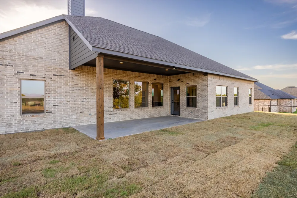 7004 Ranch View Place Springtown, TX 76082