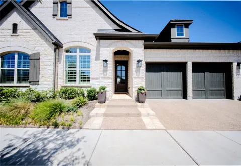 4721 Kings Garden Parkway