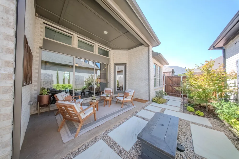 4721 Kings Garden Parkway Arlington, TX 76005