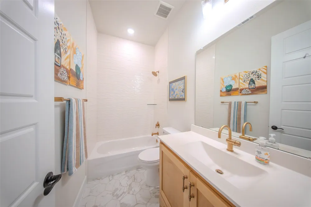 4721 Kings Garden Parkway Arlington, TX 76005