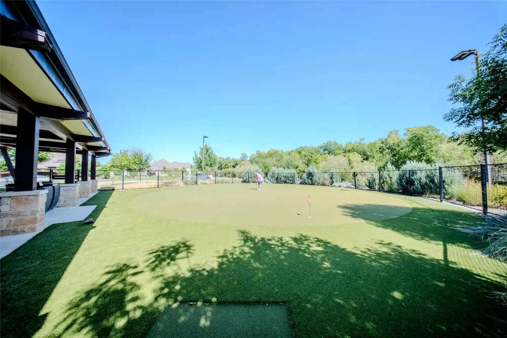 4721 Kings Garden Parkway Arlington, TX 76005