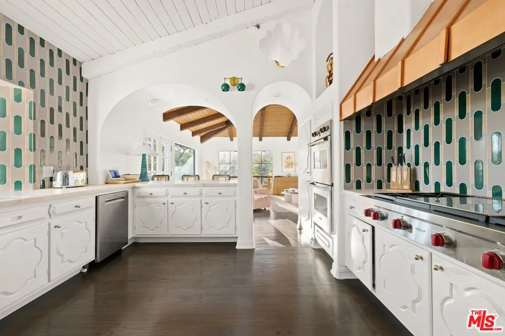 33261 Decker School Road Malibu, CA 90265
