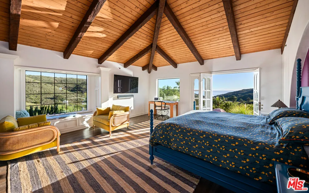 33261 Decker School Road Malibu, CA 90265