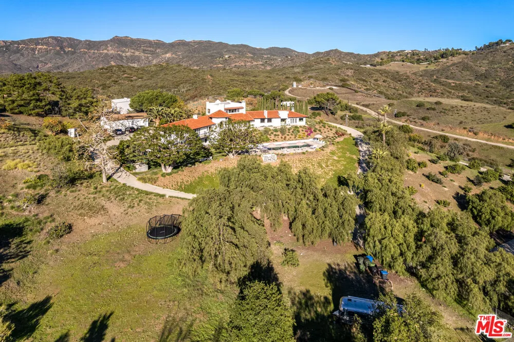 33261 Decker School Road Malibu, CA 90265