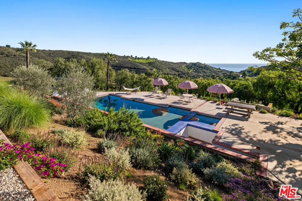 33261 Decker School Road Malibu, CA 90265