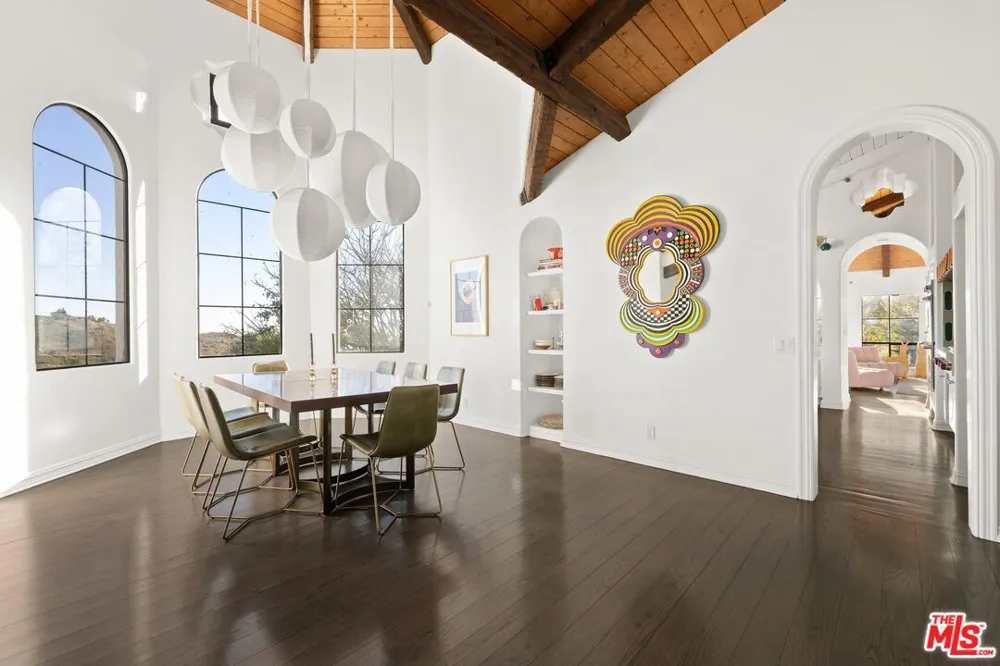 33261 Decker School Road Malibu, CA 90265