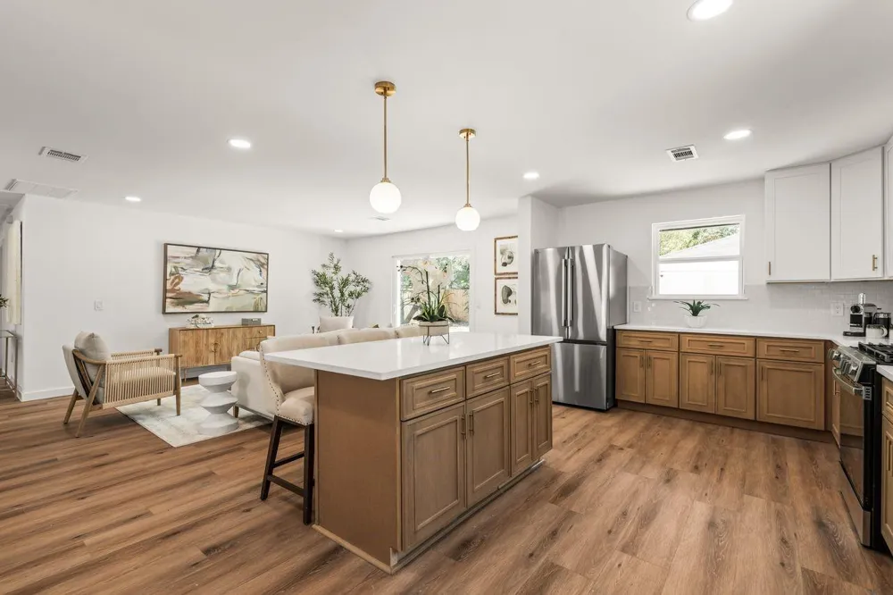 5207 Hummingbird Street Houston, TX 77035