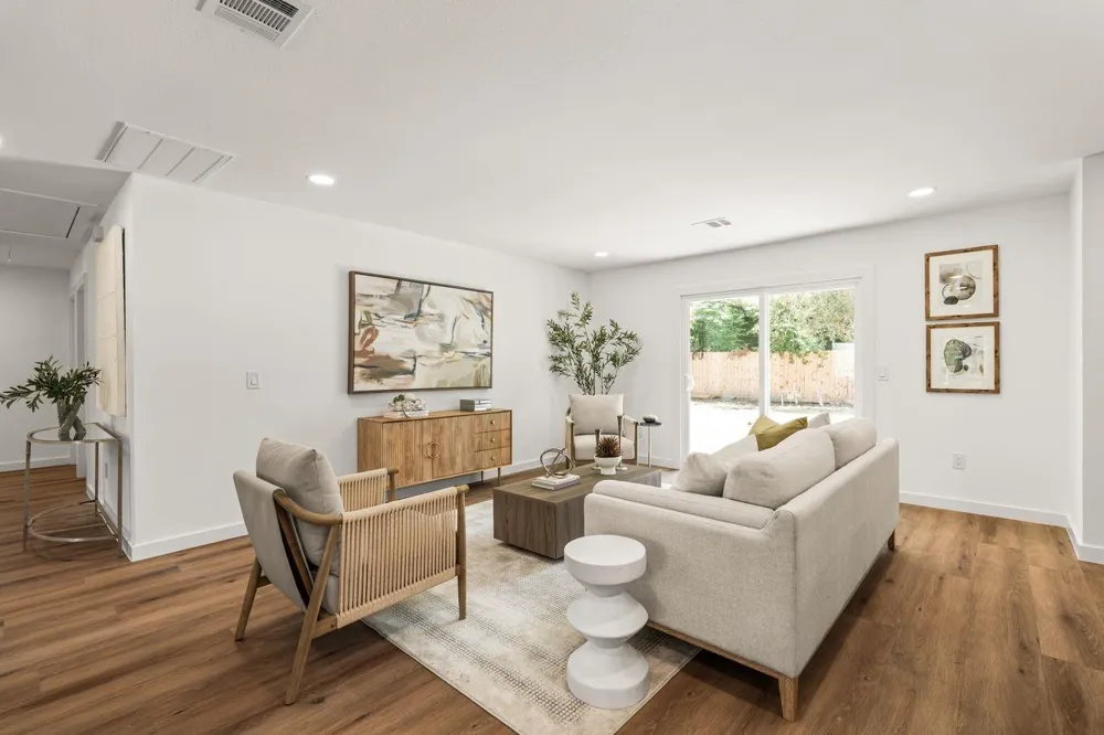 5207 Hummingbird Street Houston, TX 77035