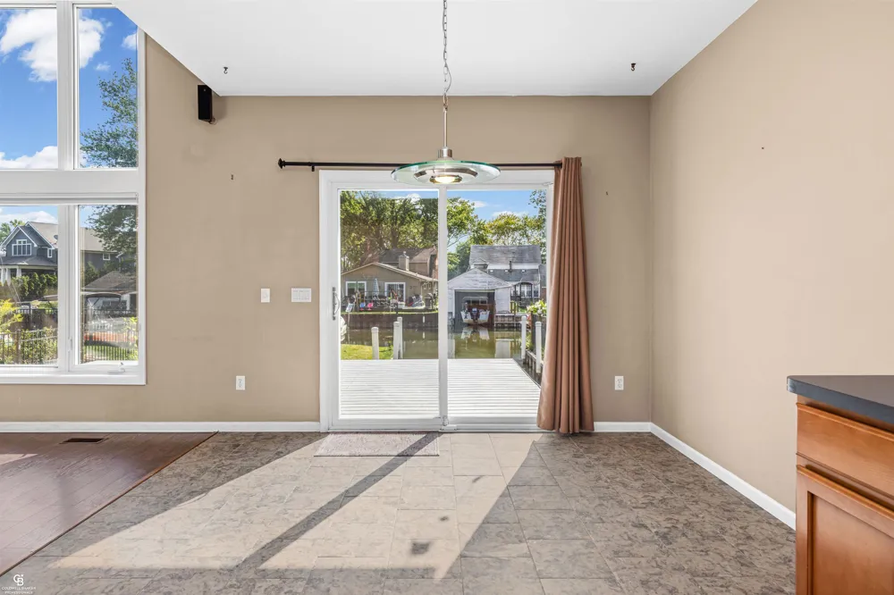 37909 Sunnybrook Street Harrison Charter Township, MI 48045