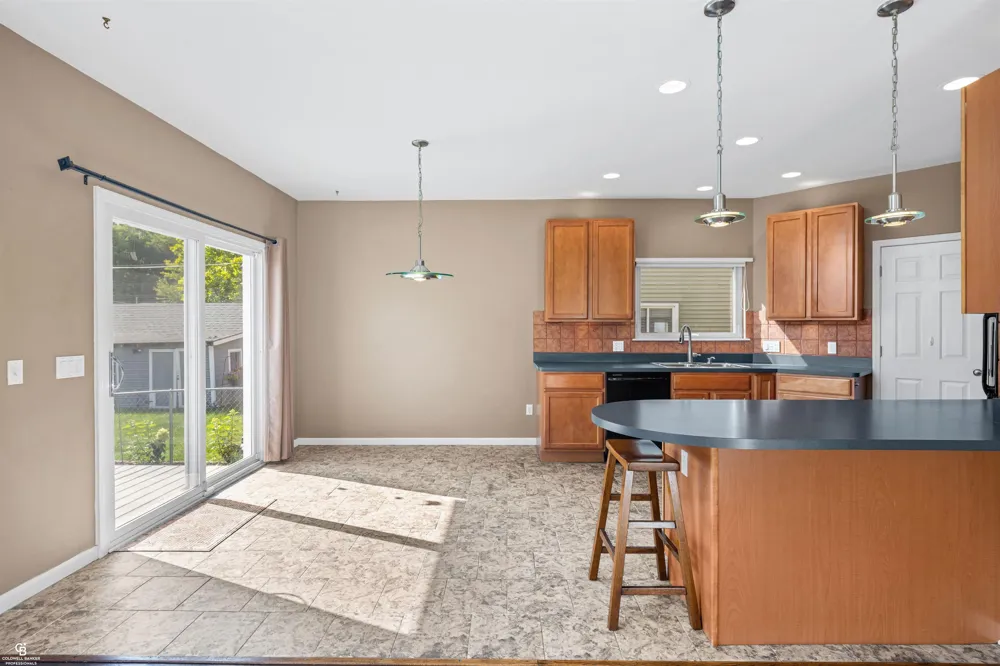37909 Sunnybrook Street Harrison Charter Township, MI 48045
