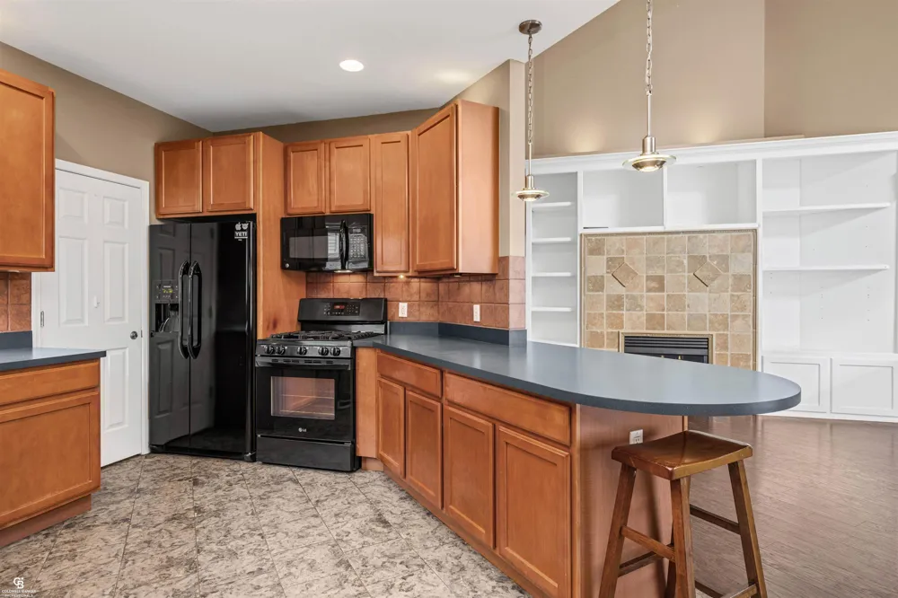 37909 Sunnybrook Street Harrison Charter Township, MI 48045
