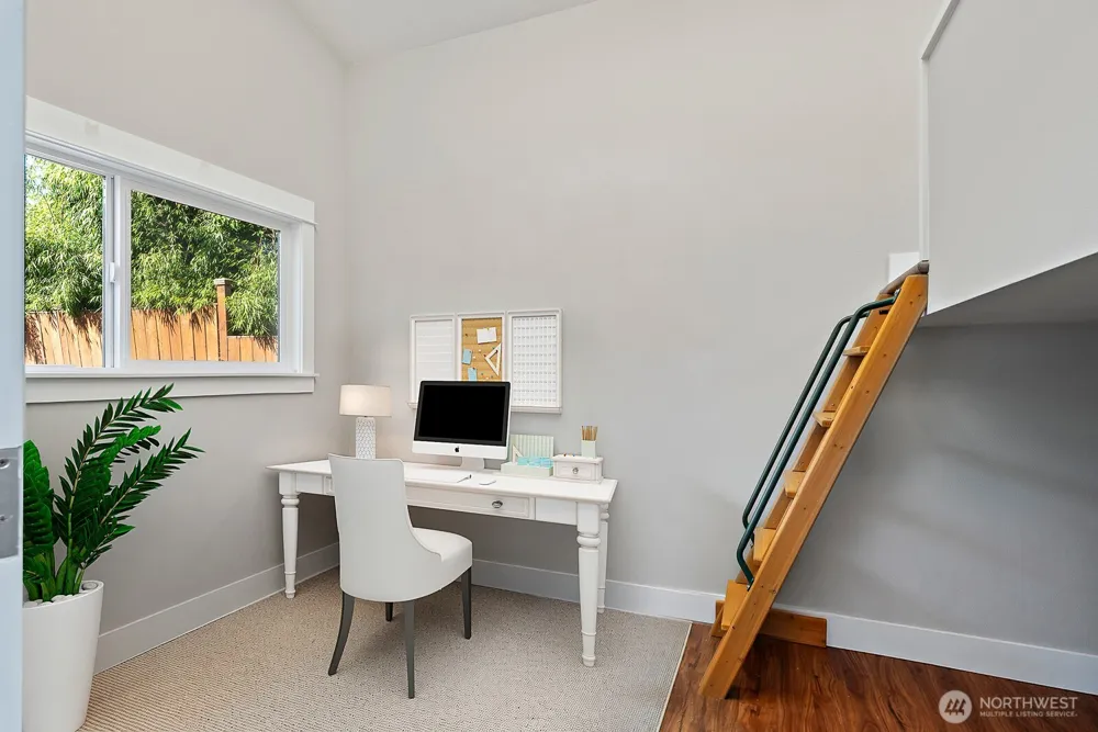 4603 San Juan Avenue Anacortes, WA 98221